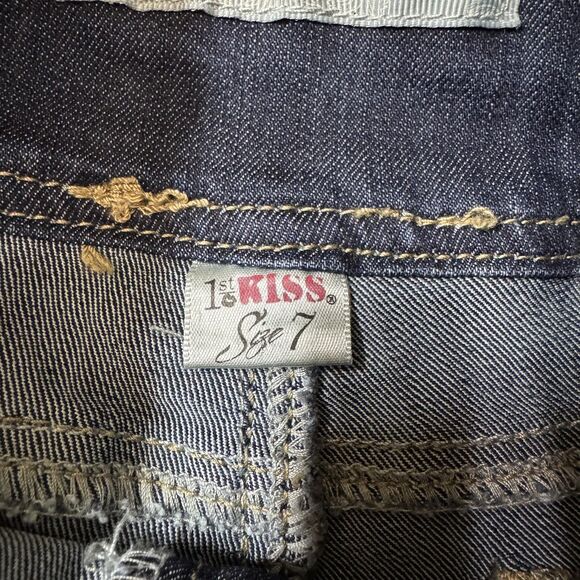 1st Kiss Denim Shorts Womens 7 Dark Wash High Rise Triple Button Cuffed Cute - Picture 6 of 11